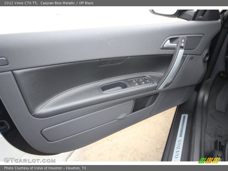 Caspian Blue Metallic / Off Black 2012 Volvo C70 T5