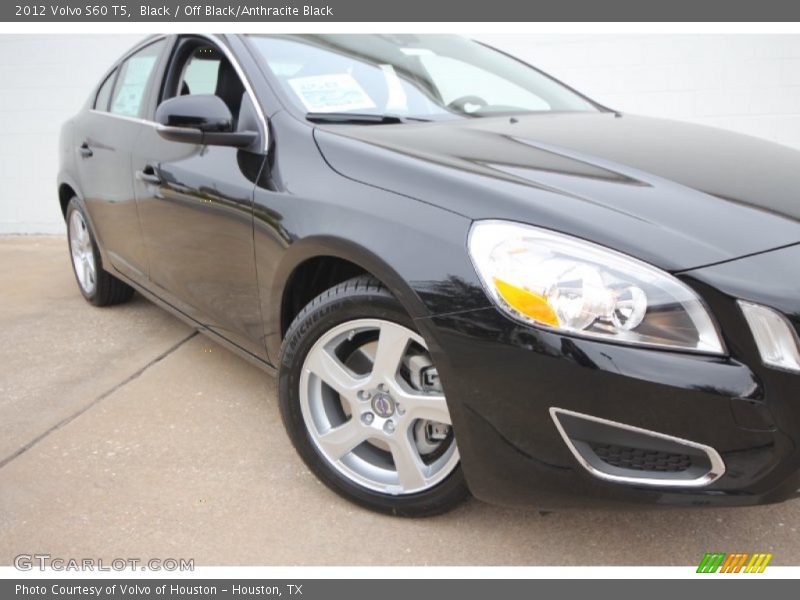 Black / Off Black/Anthracite Black 2012 Volvo S60 T5