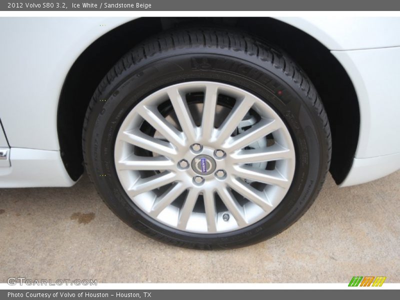 Ice White / Sandstone Beige 2012 Volvo S80 3.2