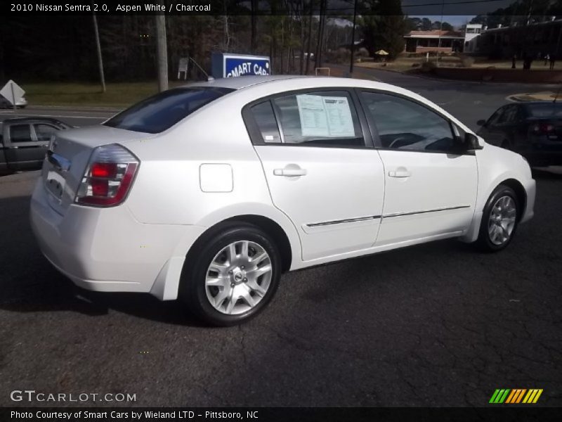 Aspen White / Charcoal 2010 Nissan Sentra 2.0