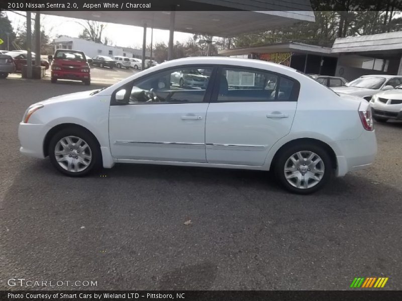 Aspen White / Charcoal 2010 Nissan Sentra 2.0
