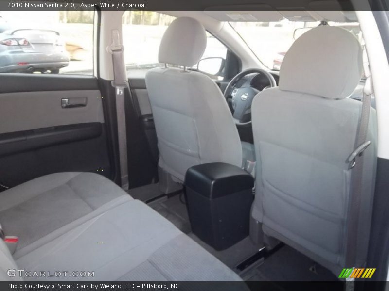 Aspen White / Charcoal 2010 Nissan Sentra 2.0