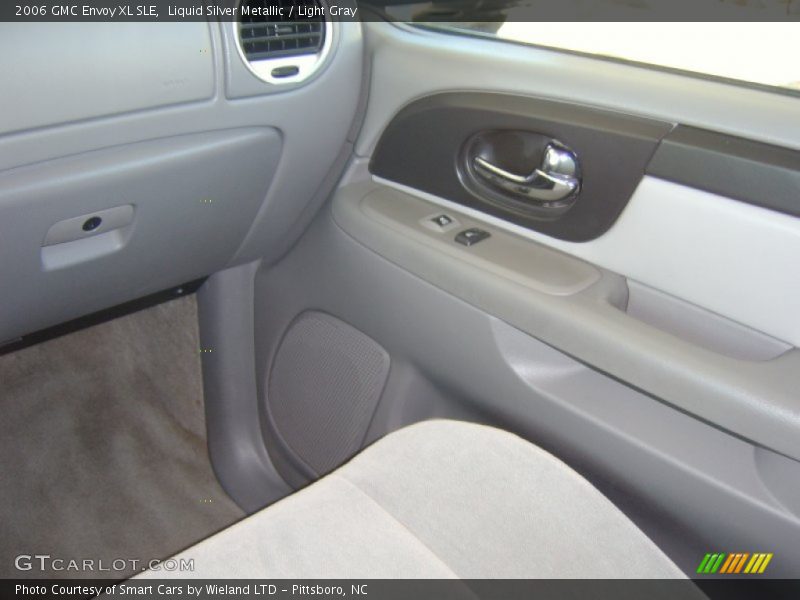 Liquid Silver Metallic / Light Gray 2006 GMC Envoy XL SLE