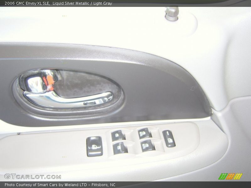 Liquid Silver Metallic / Light Gray 2006 GMC Envoy XL SLE