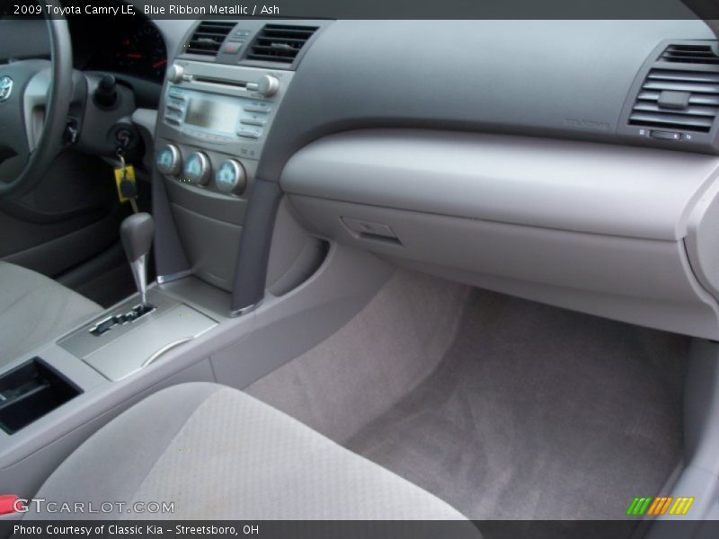 Blue Ribbon Metallic / Ash 2009 Toyota Camry LE