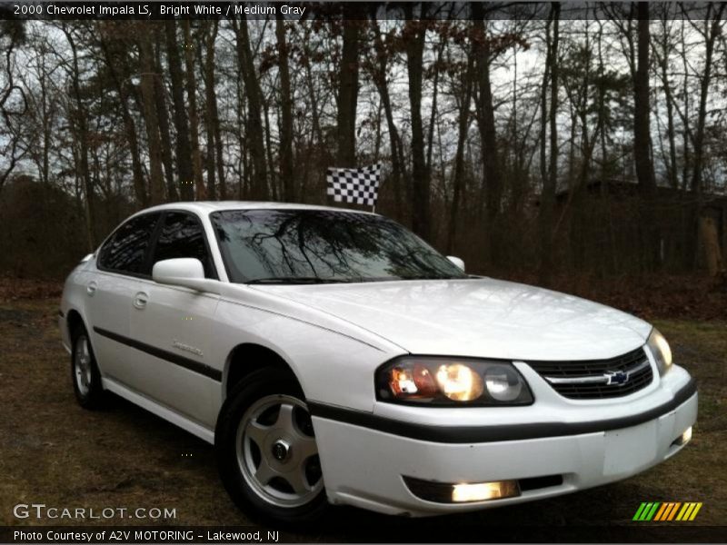 Bright White / Medium Gray 2000 Chevrolet Impala LS