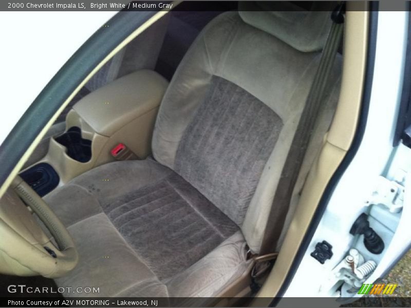 Bright White / Medium Gray 2000 Chevrolet Impala LS