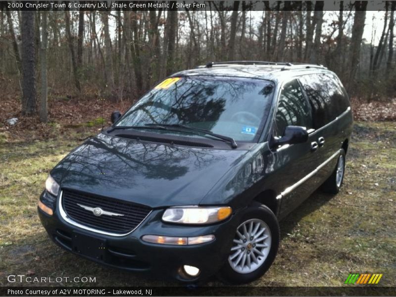 Shale Green Metallic / Silver Fern 2000 Chrysler Town & Country LXi