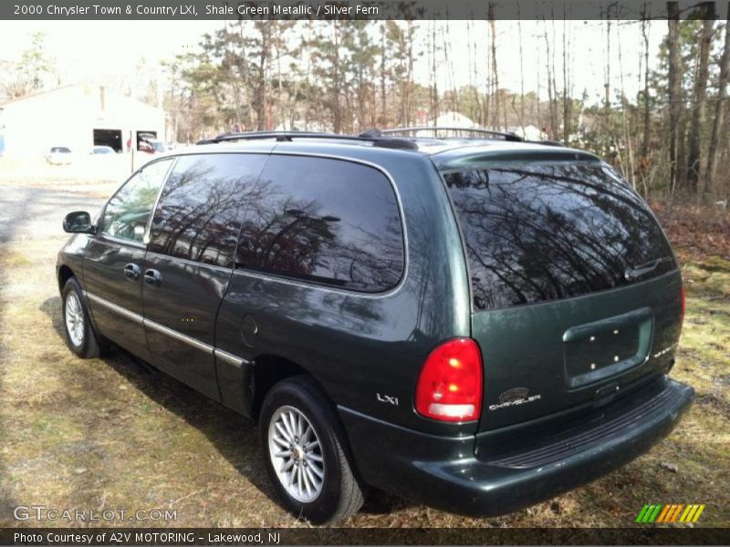 Shale Green Metallic / Silver Fern 2000 Chrysler Town & Country LXi