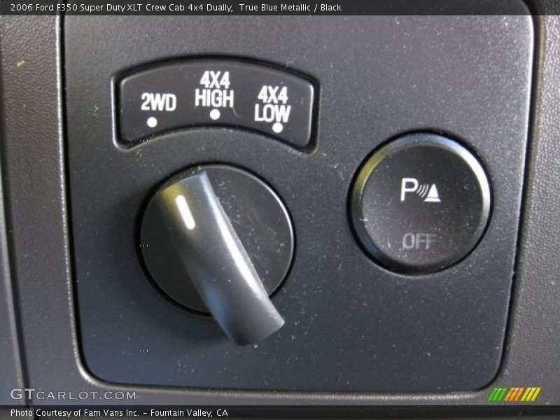 True Blue Metallic / Black 2006 Ford F350 Super Duty XLT Crew Cab 4x4 Dually