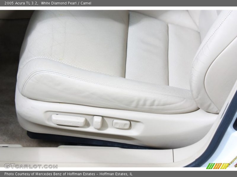 White Diamond Pearl / Camel 2005 Acura TL 3.2