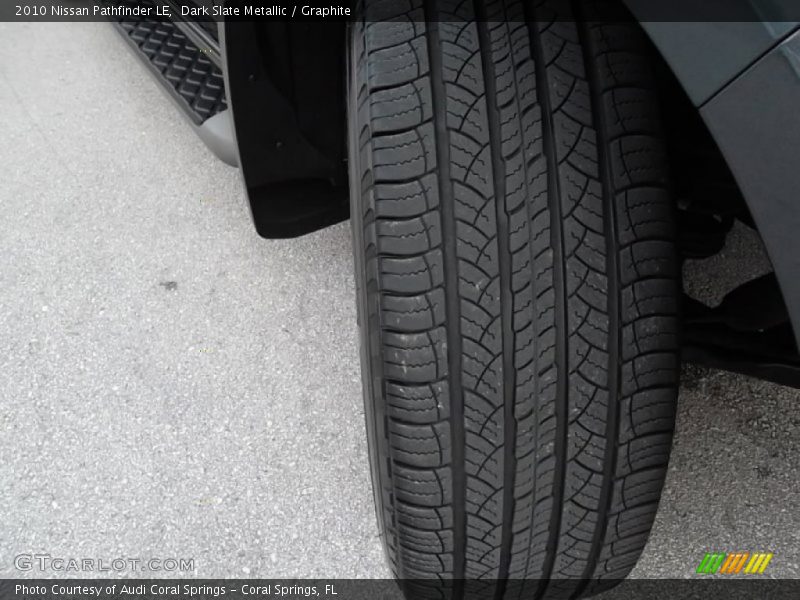 Dark Slate Metallic / Graphite 2010 Nissan Pathfinder LE