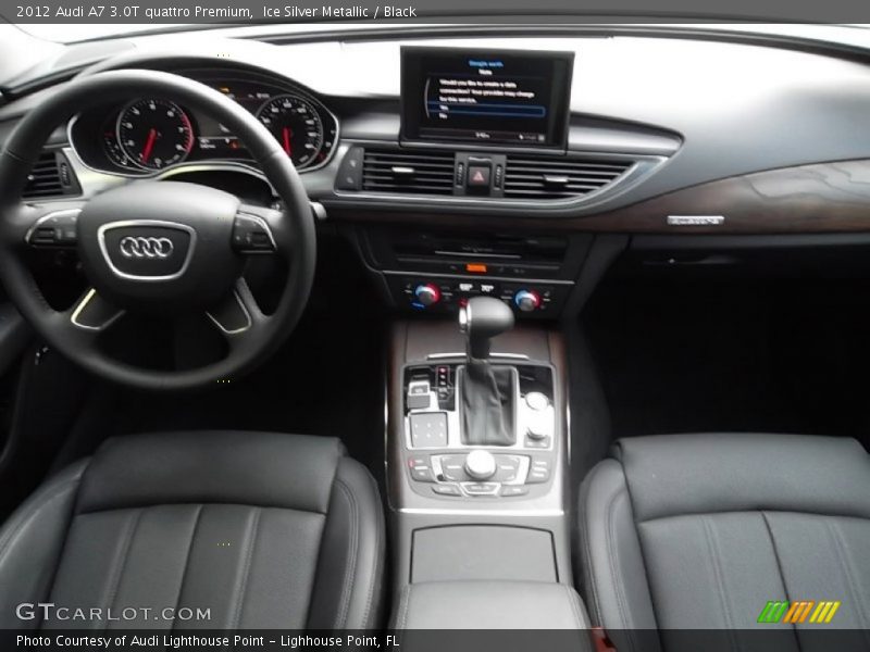 Dashboard of 2012 A7 3.0T quattro Premium