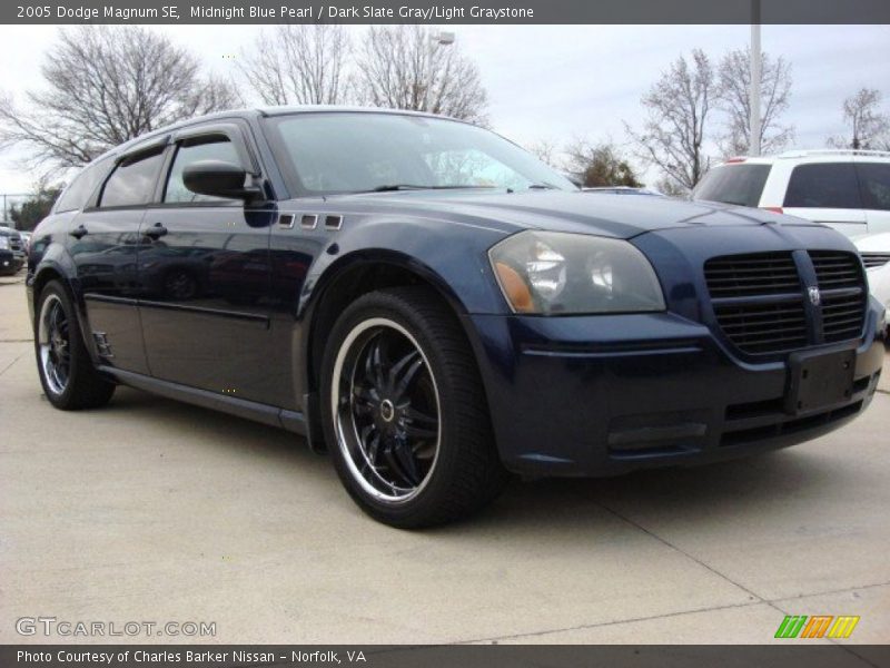Midnight Blue Pearl / Dark Slate Gray/Light Graystone 2005 Dodge Magnum SE