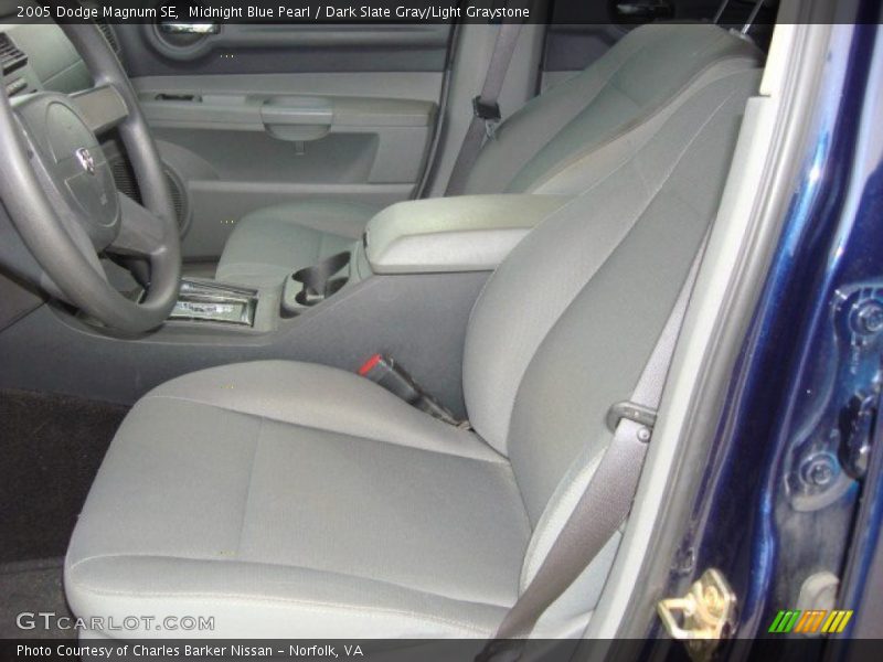 Midnight Blue Pearl / Dark Slate Gray/Light Graystone 2005 Dodge Magnum SE