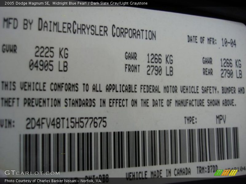 Midnight Blue Pearl / Dark Slate Gray/Light Graystone 2005 Dodge Magnum SE
