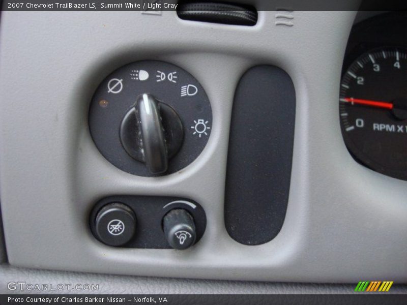 Summit White / Light Gray 2007 Chevrolet TrailBlazer LS