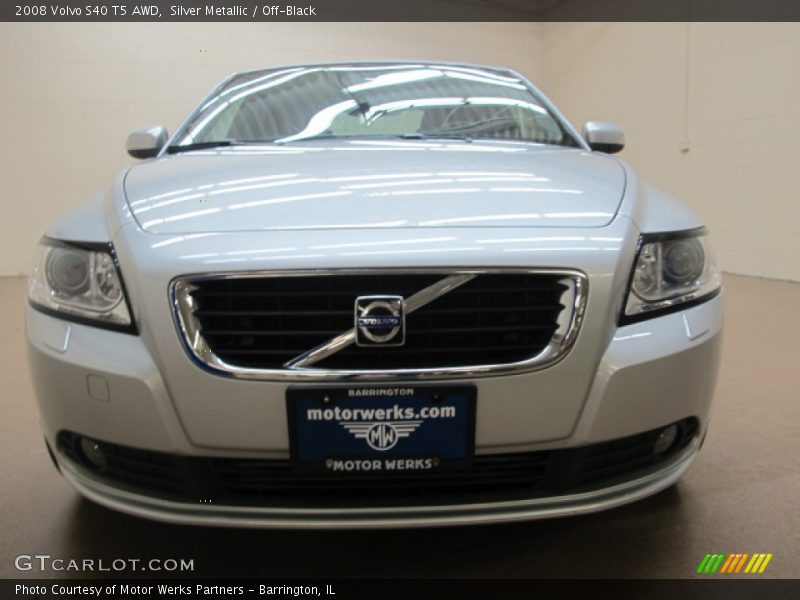 Silver Metallic / Off-Black 2008 Volvo S40 T5 AWD