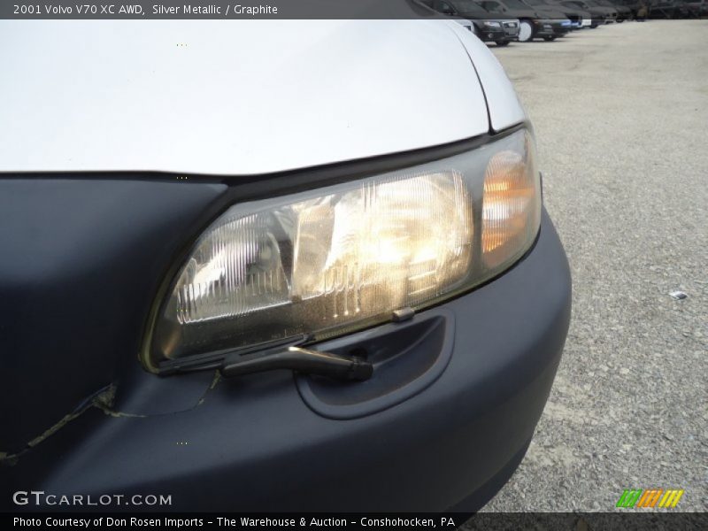 Silver Metallic / Graphite 2001 Volvo V70 XC AWD