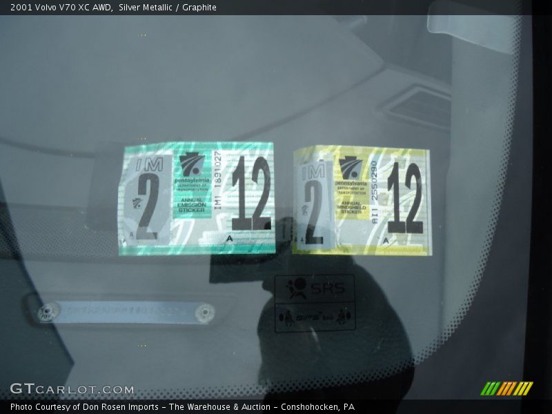 Silver Metallic / Graphite 2001 Volvo V70 XC AWD