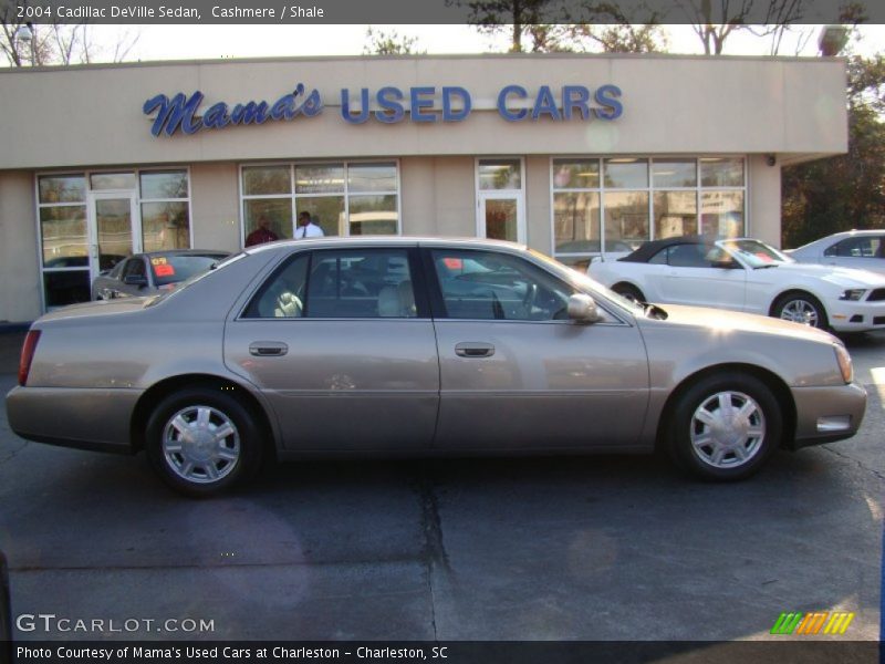 Cashmere / Shale 2004 Cadillac DeVille Sedan