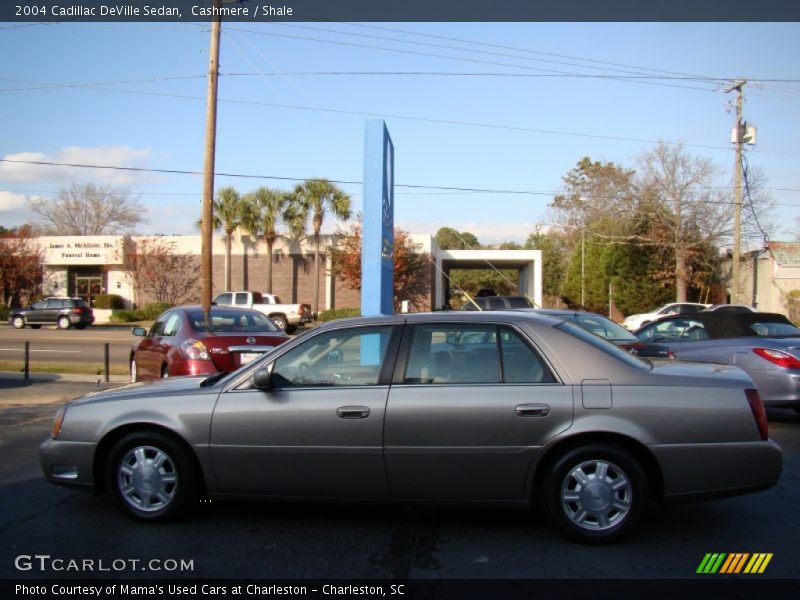 Cashmere / Shale 2004 Cadillac DeVille Sedan