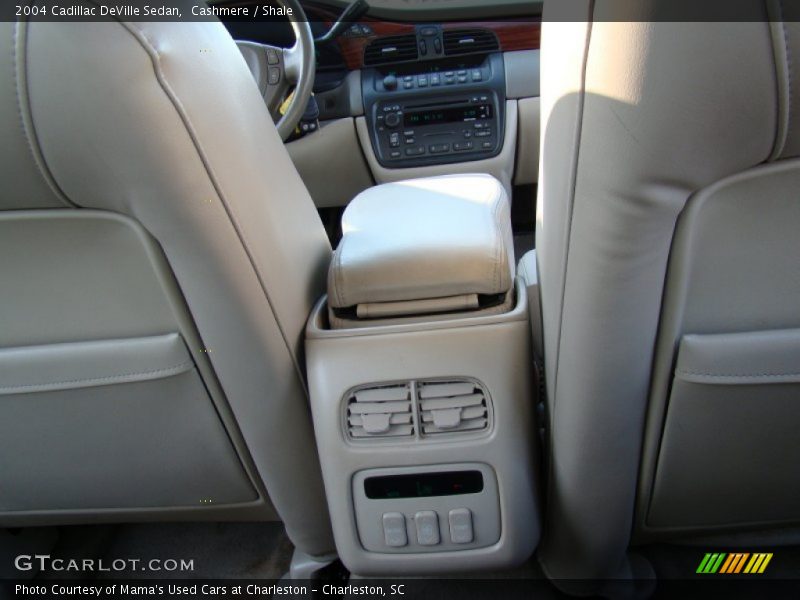 Cashmere / Shale 2004 Cadillac DeVille Sedan