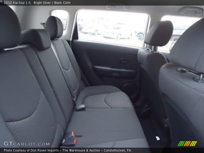 Bright Silver / Black Cloth 2012 Kia Soul 1.6