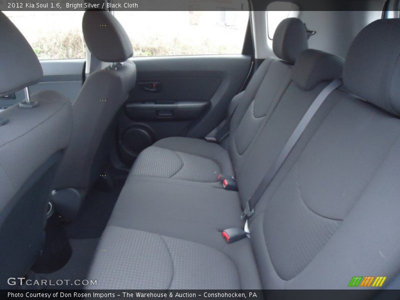 Bright Silver / Black Cloth 2012 Kia Soul 1.6