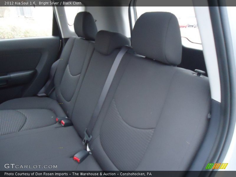 Bright Silver / Black Cloth 2012 Kia Soul 1.6