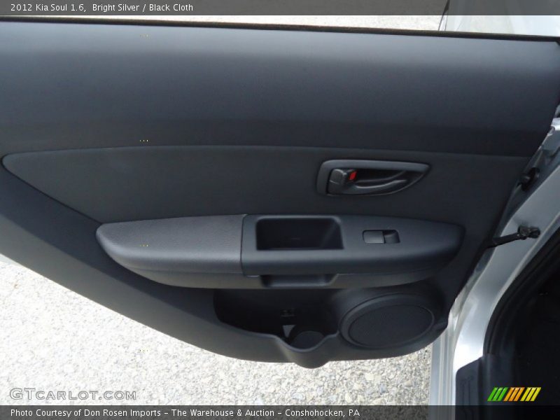 Bright Silver / Black Cloth 2012 Kia Soul 1.6