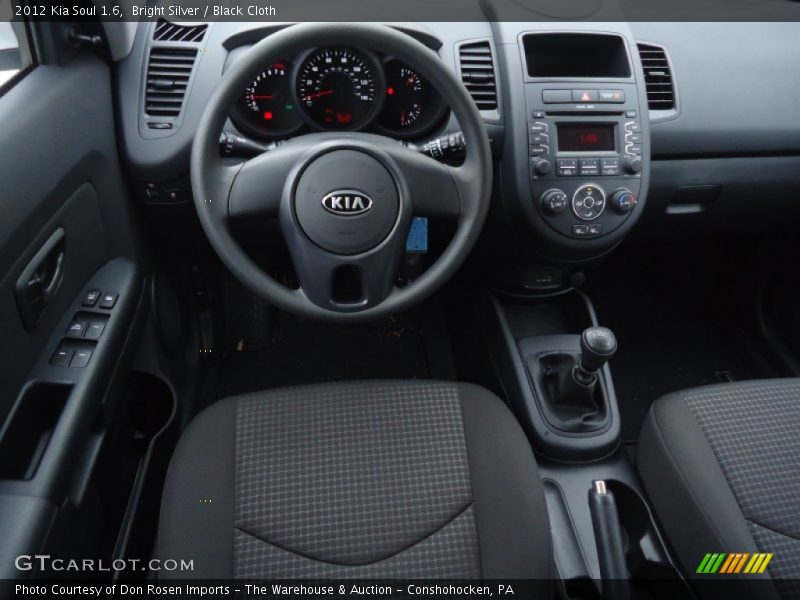 Bright Silver / Black Cloth 2012 Kia Soul 1.6