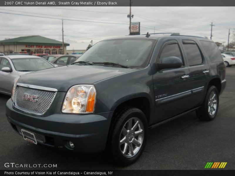 Stealth Gray Metallic / Ebony Black 2007 GMC Yukon Denali AWD