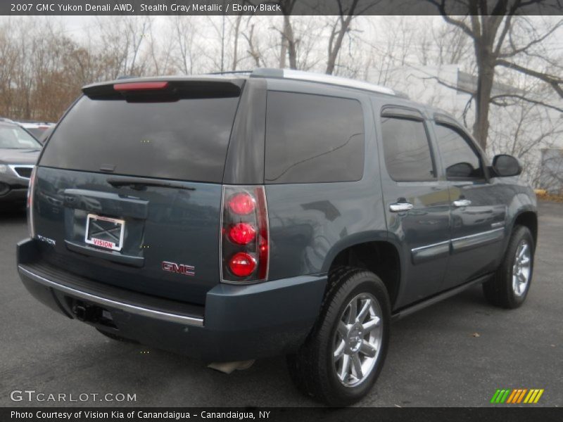 Stealth Gray Metallic / Ebony Black 2007 GMC Yukon Denali AWD