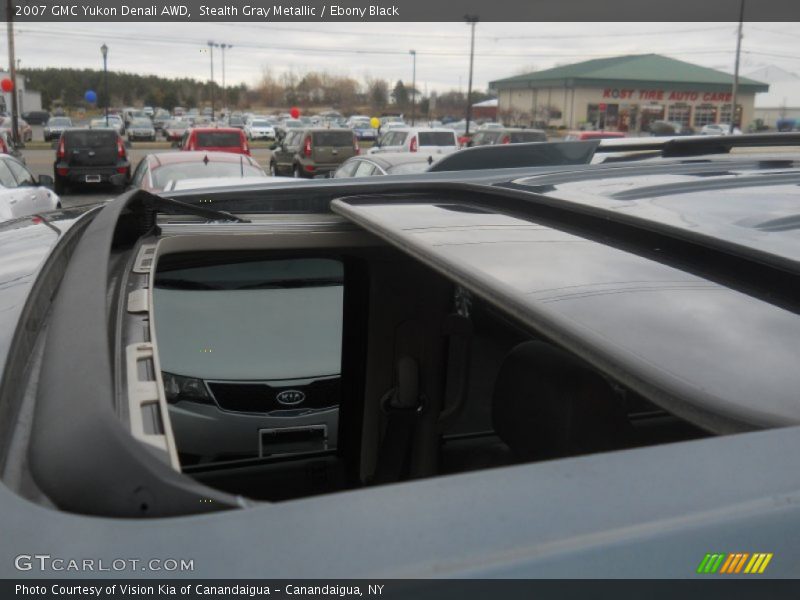 Stealth Gray Metallic / Ebony Black 2007 GMC Yukon Denali AWD