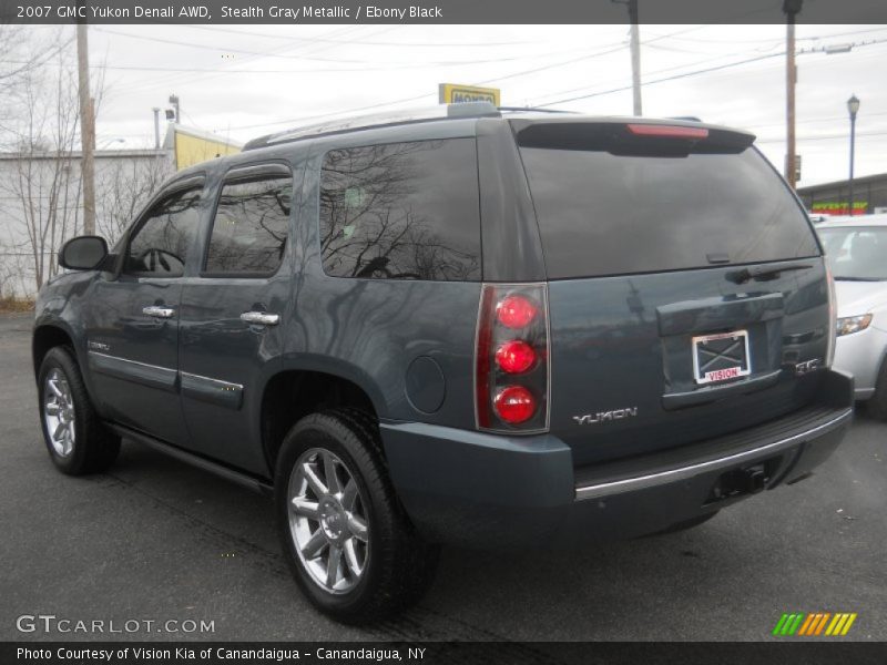 Stealth Gray Metallic / Ebony Black 2007 GMC Yukon Denali AWD