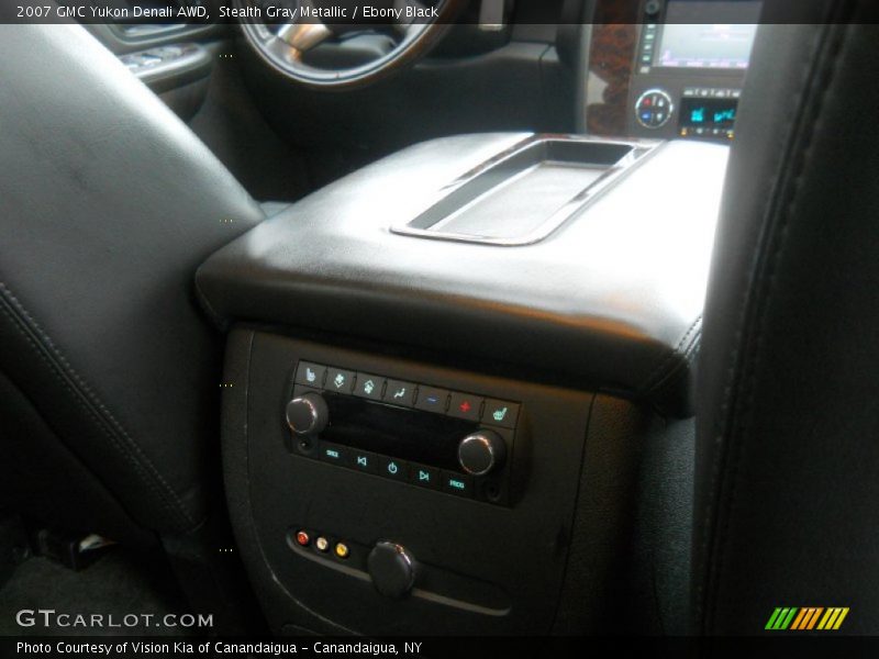 Stealth Gray Metallic / Ebony Black 2007 GMC Yukon Denali AWD