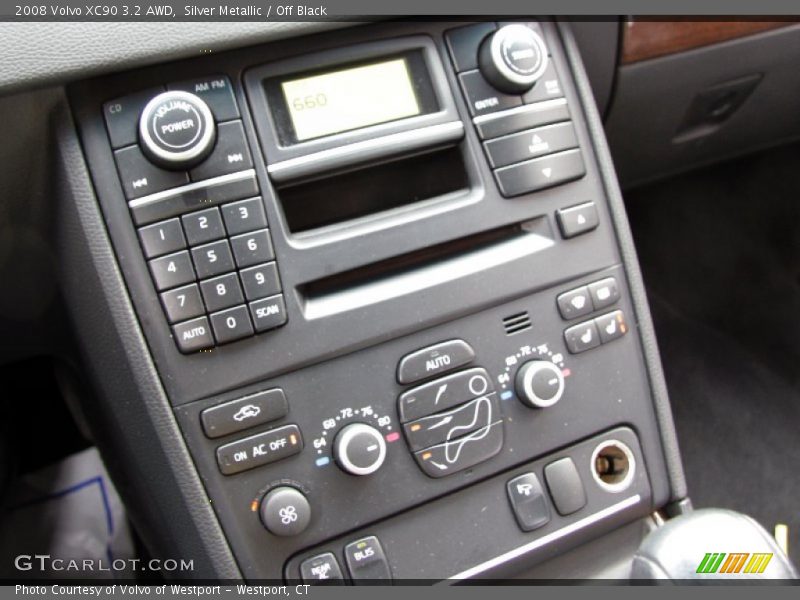 Silver Metallic / Off Black 2008 Volvo XC90 3.2 AWD