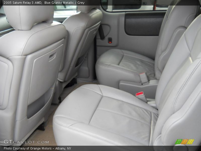 Blue Granite Metallic / Grey 2005 Saturn Relay 3 AWD