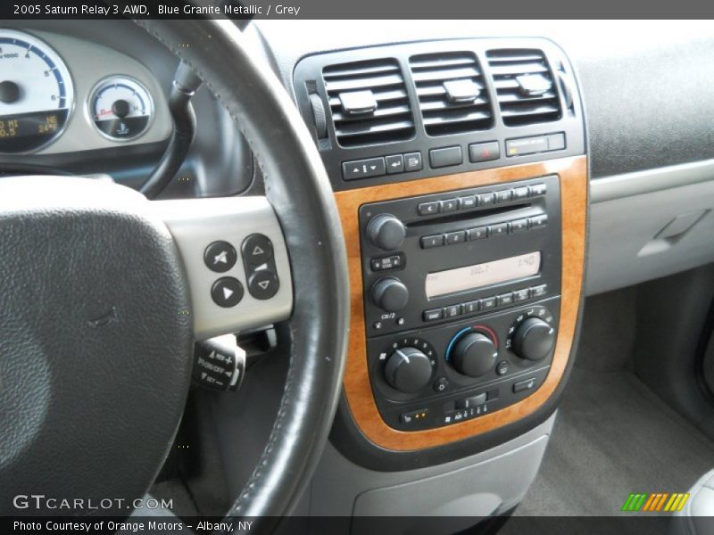 Blue Granite Metallic / Grey 2005 Saturn Relay 3 AWD