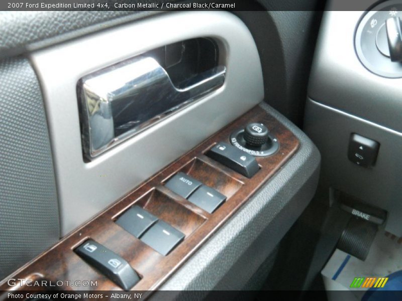 Carbon Metallic / Charcoal Black/Caramel 2007 Ford Expedition Limited 4x4