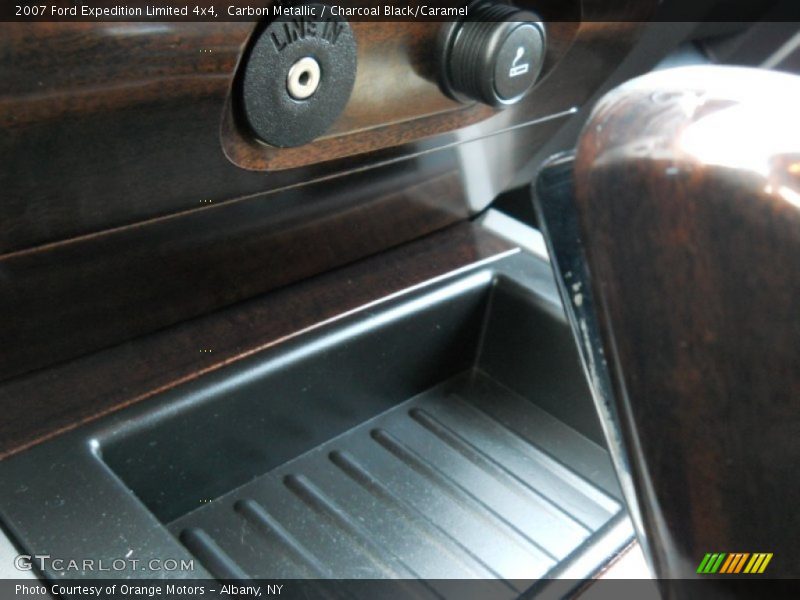 Carbon Metallic / Charcoal Black/Caramel 2007 Ford Expedition Limited 4x4