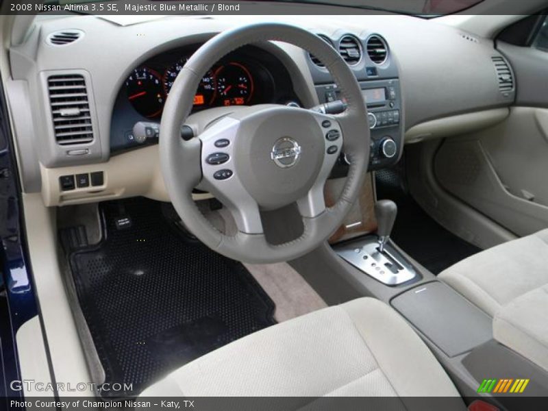 Dashboard of 2008 Altima 3.5 SE