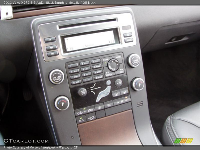 Black Sapphire Metallic / Off Black 2011 Volvo XC70 3.2 AWD