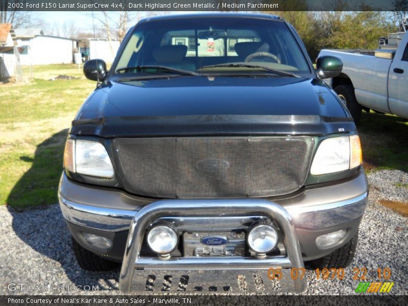 Dark Highland Green Metallic / Medium Parchment 2002 Ford F150 Lariat SuperCrew 4x4