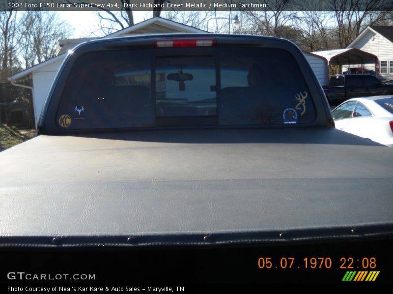 Dark Highland Green Metallic / Medium Parchment 2002 Ford F150 Lariat SuperCrew 4x4