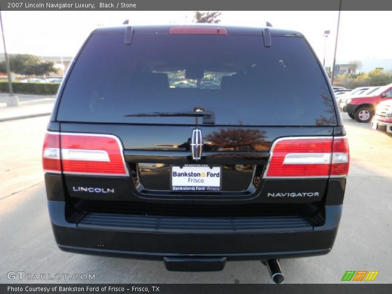 Black / Stone 2007 Lincoln Navigator Luxury