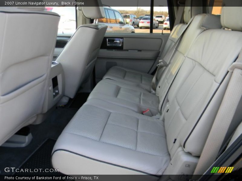 Black / Stone 2007 Lincoln Navigator Luxury