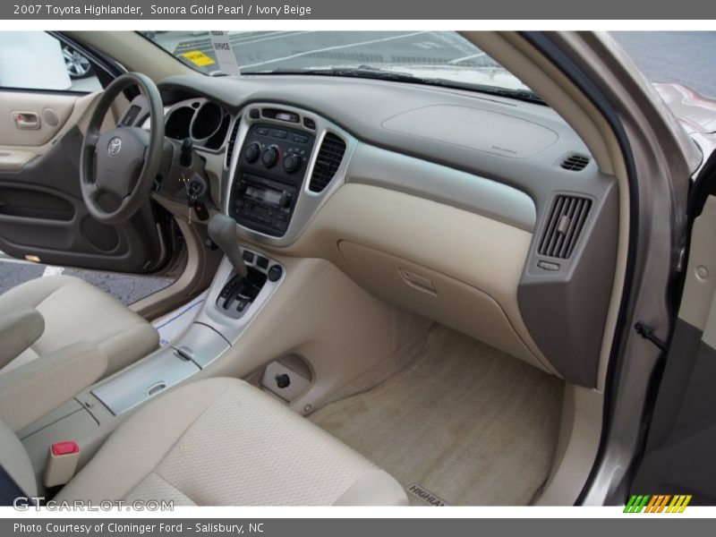 Sonora Gold Pearl / Ivory Beige 2007 Toyota Highlander