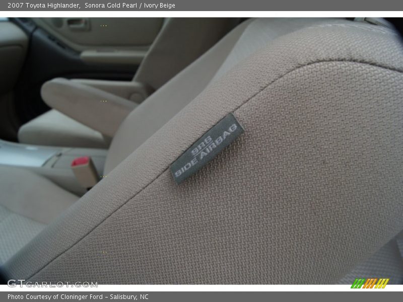 Sonora Gold Pearl / Ivory Beige 2007 Toyota Highlander